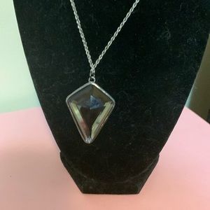 Gorgeous necklace, 19”